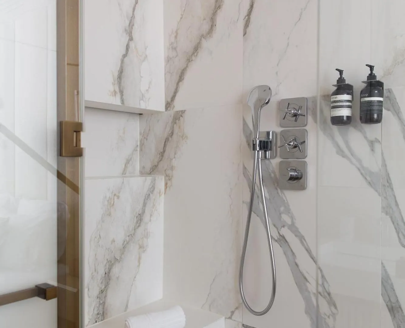 Highstay - Luxury Serviced Apartments - Tuileries Garden Paris Fransa