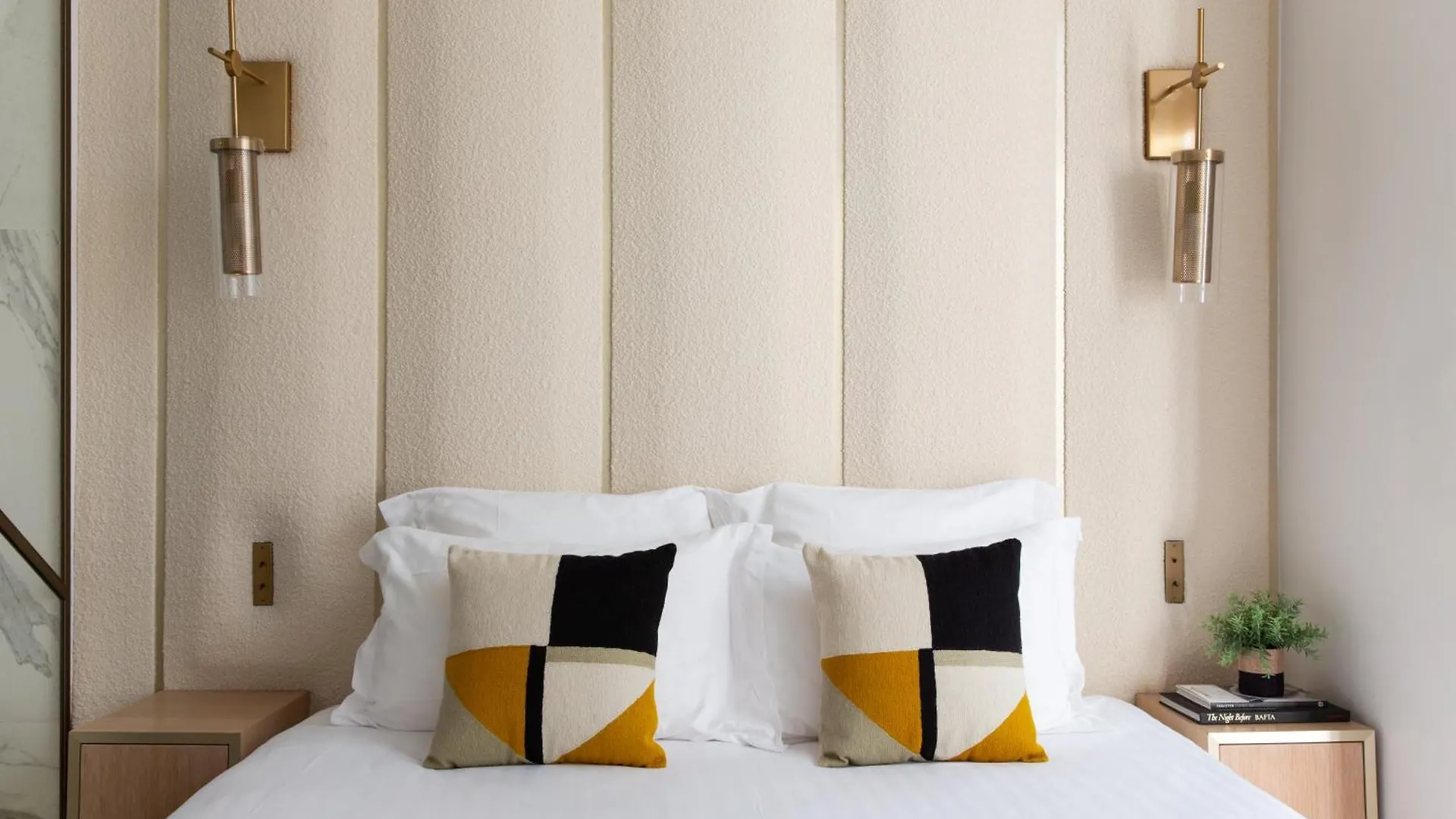 Highstay - Luxury Serviced Apartments - Tuileries Garden Paris